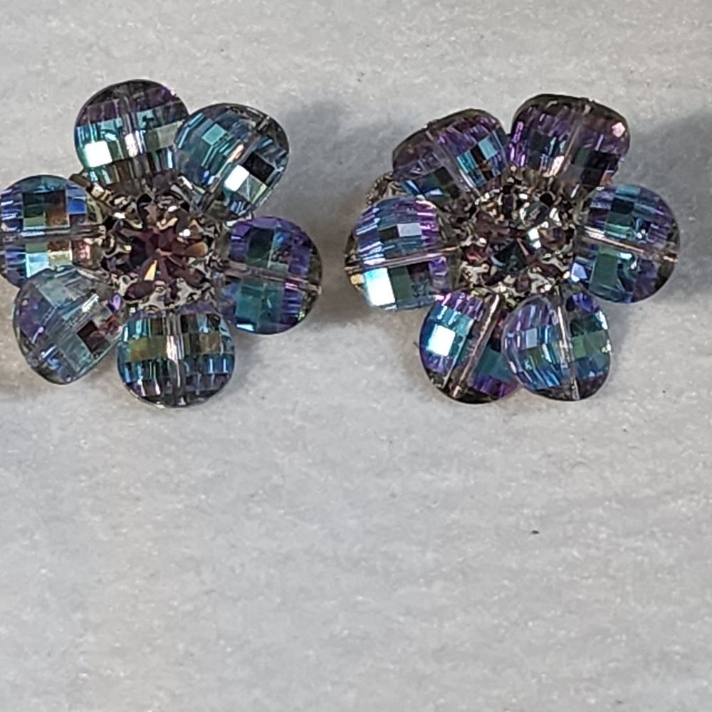 Vendome Signed Designer Aurora Borealis AB Crystals Silver Tone Clip Earrings